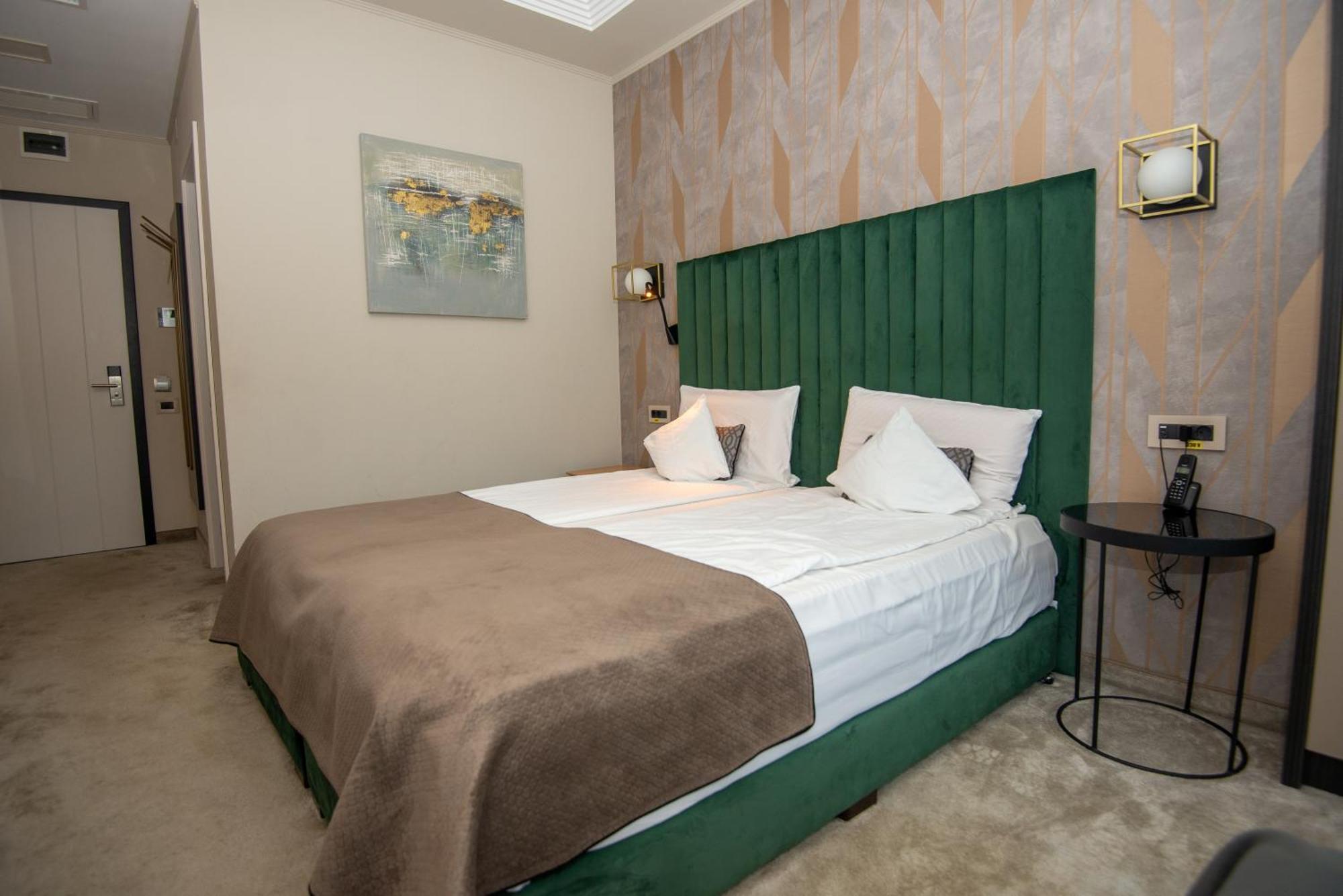 Hotel Pensiunea Nora Prestige 4*